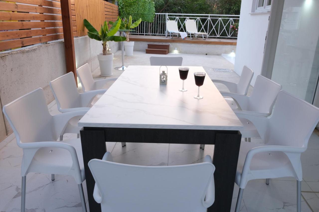 Luxury Fani House Next To Harbor Area With Jacuzzi Apartment Пафос Екстериор снимка