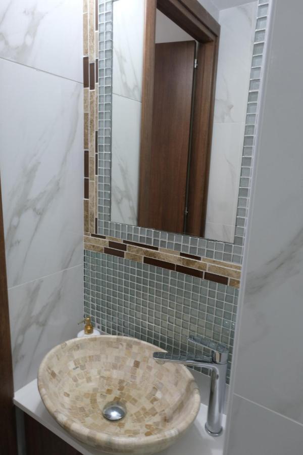 Luxury Fani House Next To Harbor Area With Jacuzzi Apartment Пафос Екстериор снимка
