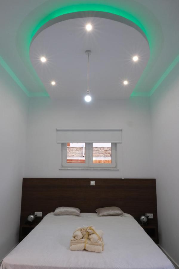 Luxury Fani House Next To Harbor Area With Jacuzzi Apartment Пафос Екстериор снимка